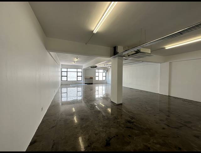108M² OFFICE TO LET IN GARDENS